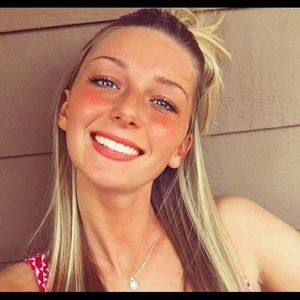 Meet your Posher, Nikki