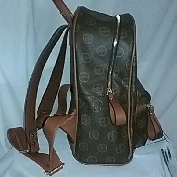 AV BACKPACK main image 5