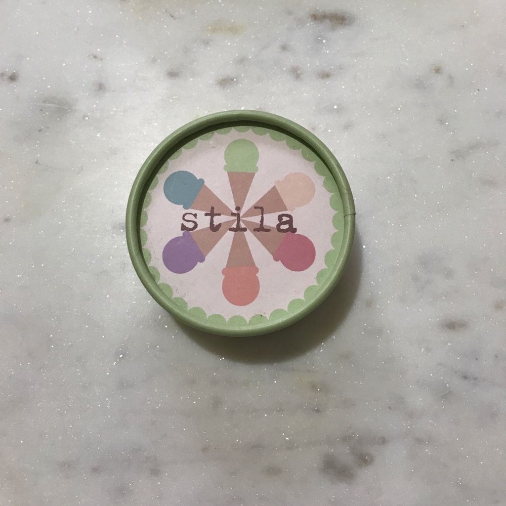 Stilla Eyeshadow Trio in Rocky Road
