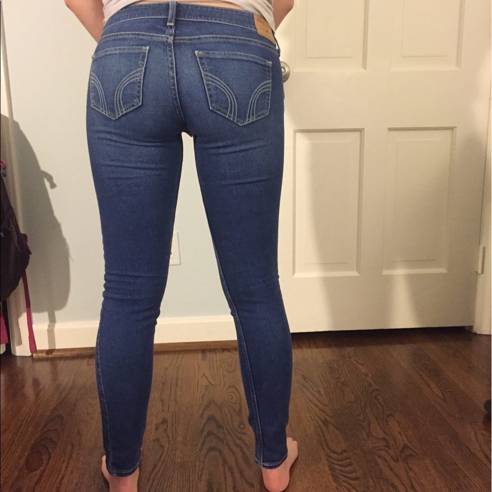 ONE HOUR SALE Navy Hollister Blue Jeans