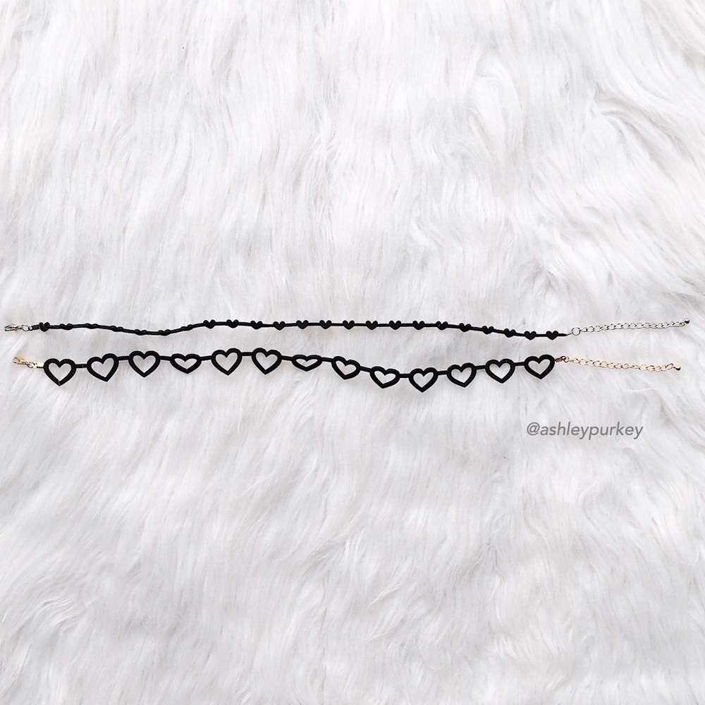 🌸4 for $10🌸 set 2 black heart choker necklaces - Picture 2 of 3