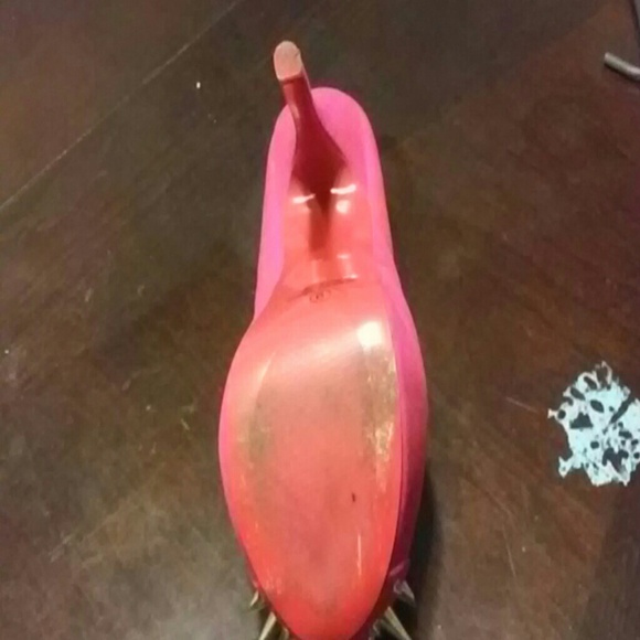 Pink platform heels - Picture 3 of 3