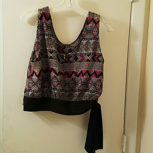 top - Picture 2 of 2