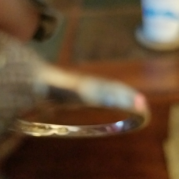 Beautiful Sterling silver Emerald cluster ring - Picture 3 of 3