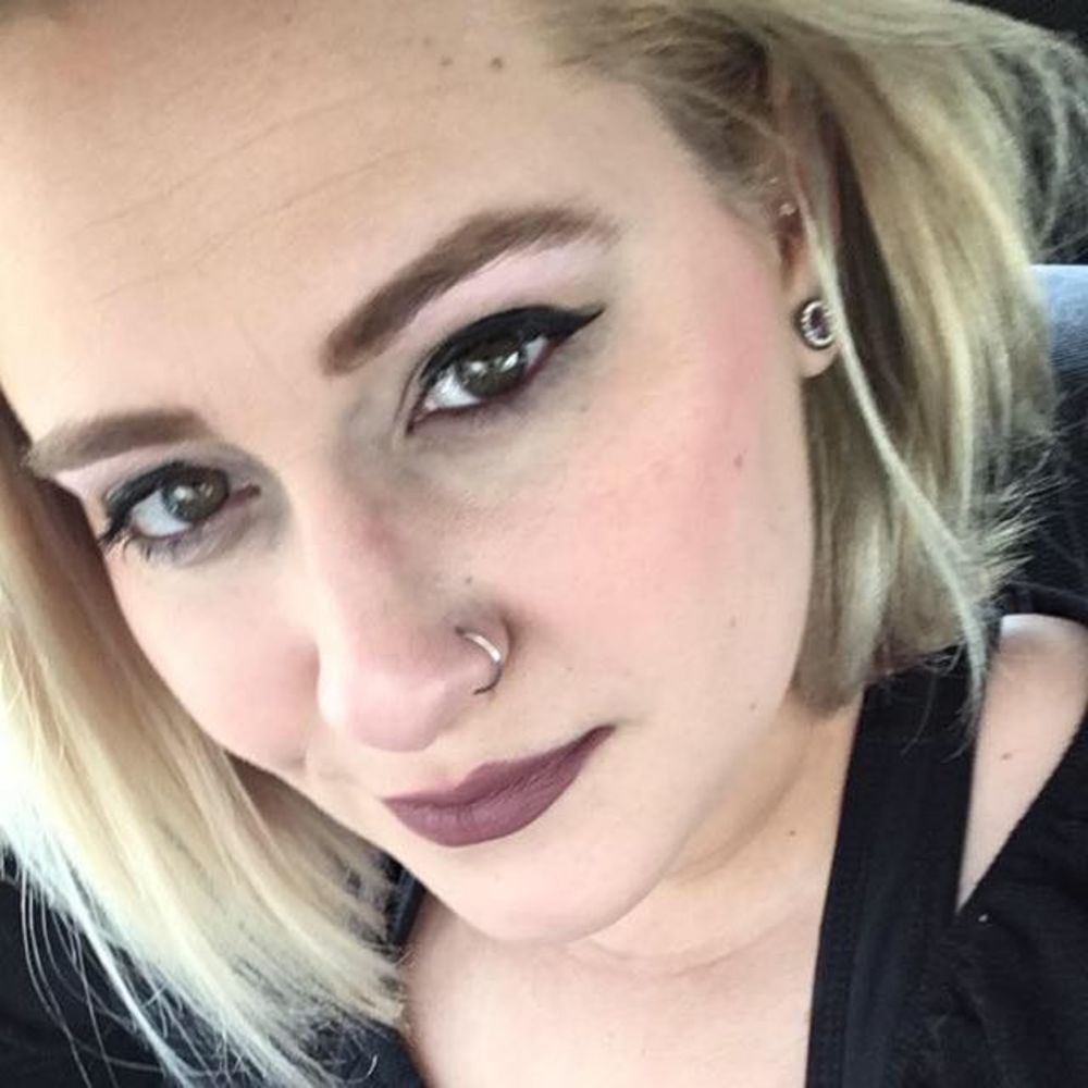 Meet your Posher, Amanda