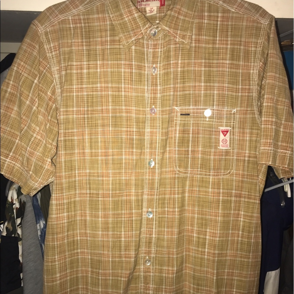 Guess button down