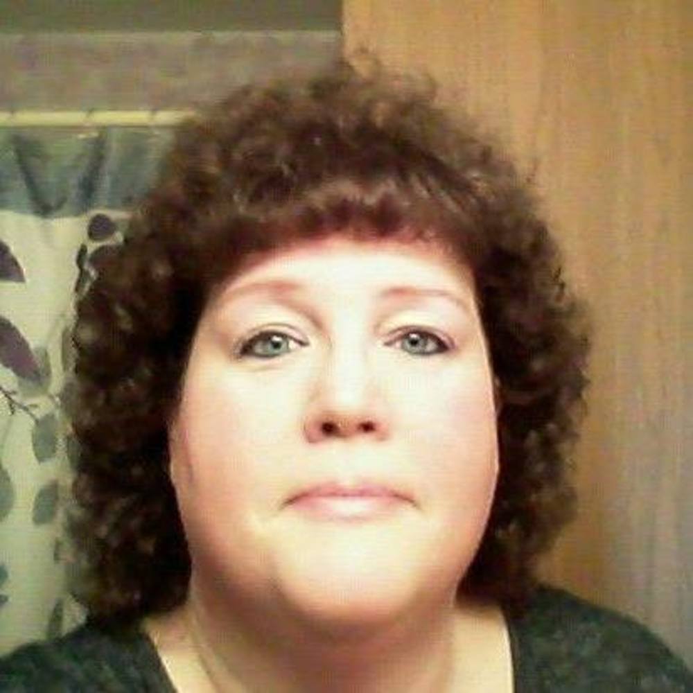 Meet your Posher, Carrie