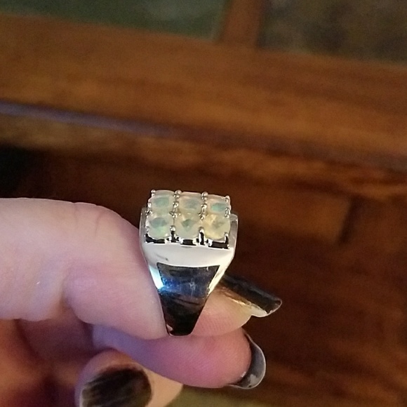 Sterling silver opal band ring - Picture 3 of 3