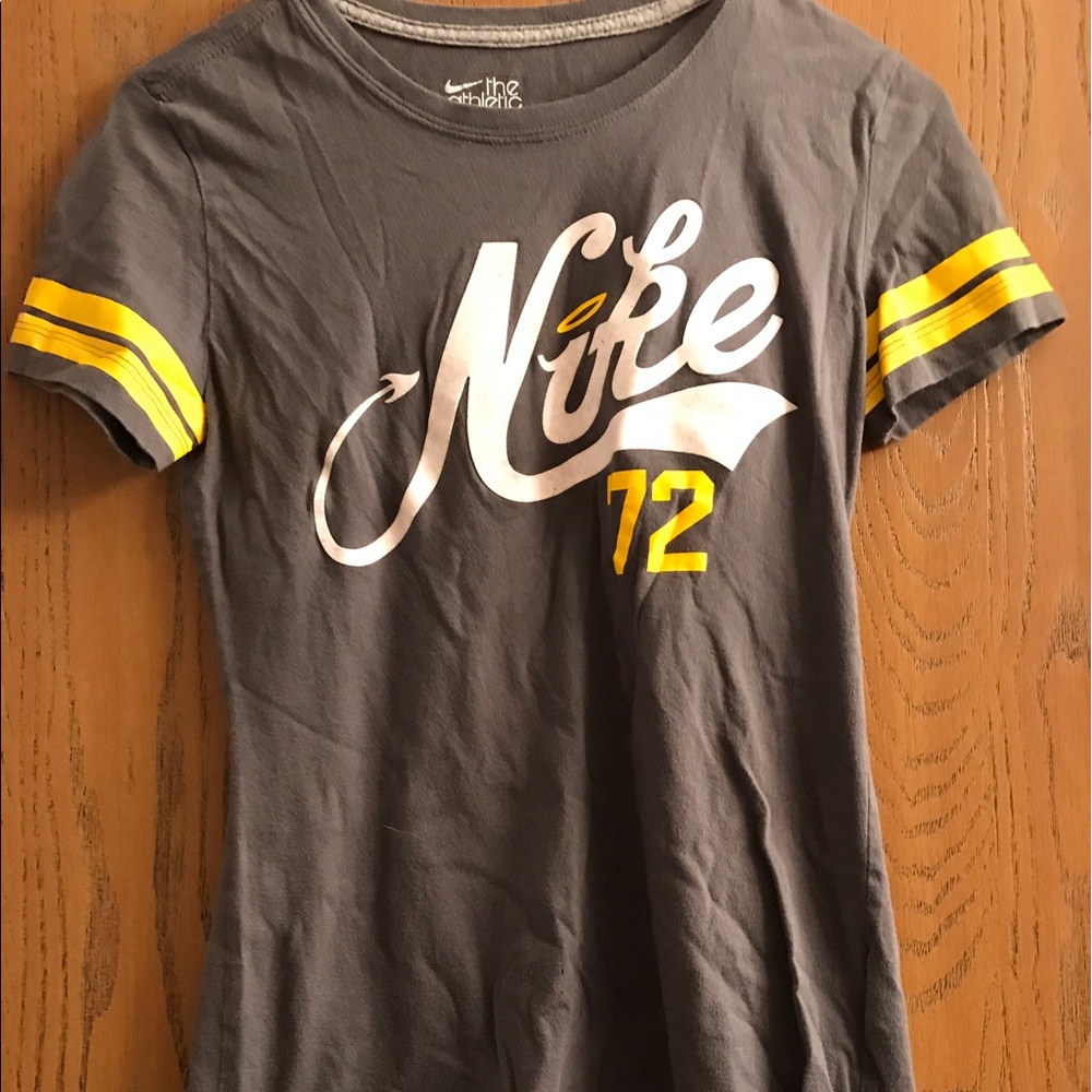Nike Tee