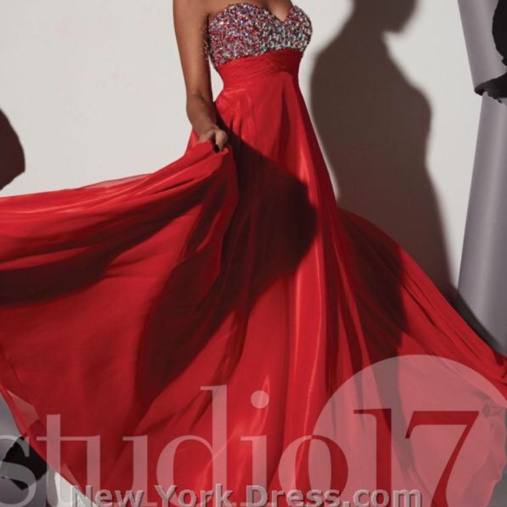 Studio 17 red size 0 prom dress!