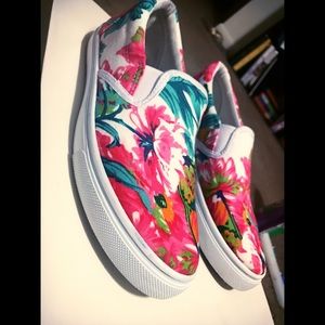 🔥 PRICE DROP: 🌴 Tropical Slide in Vans 🌴