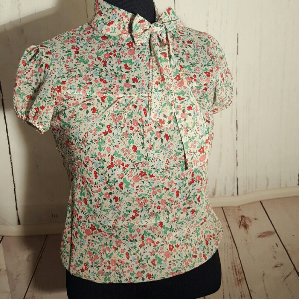 Baby Doll Sleeve Neck Tie Top from Forever 21