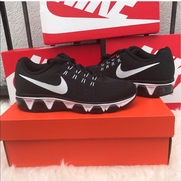 NIKE WOMENS AUTHENTIC BLACK AIR MAX Sizes 7-10 new - Picture 7 of 7