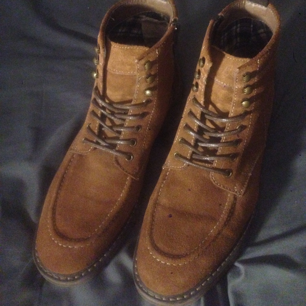 G.H. Bass & Co. Reston boots