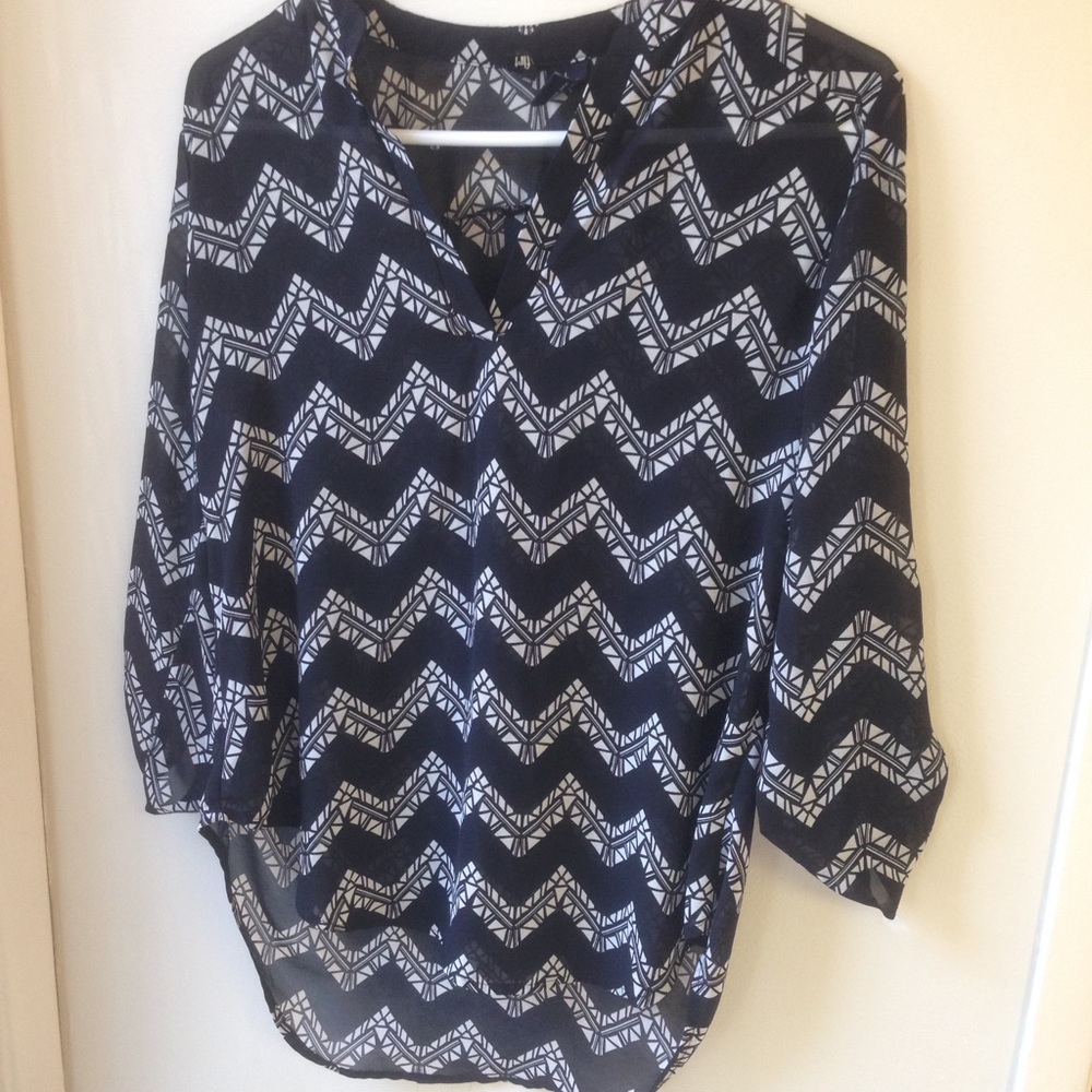 Ultra Flirt 3/4 length shirt