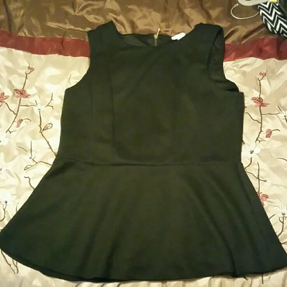 Black peplum top