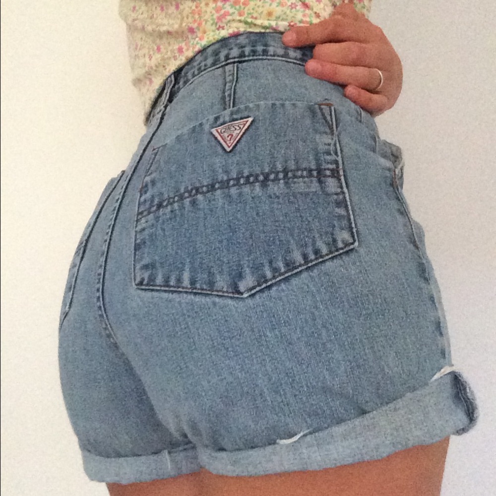 SOLD ON DEPOP!!! @sleos309