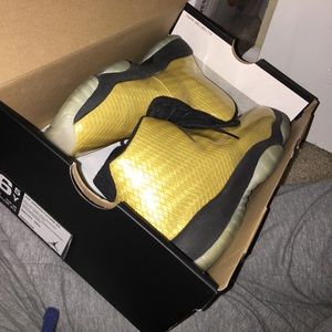 Grade School Air Jordan Future