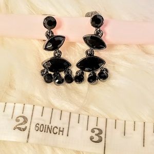 ❇️ Black jeweled clip earrings ❇️