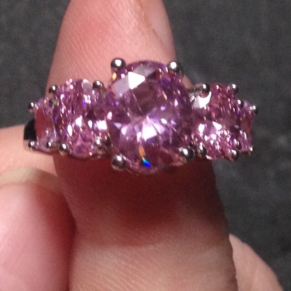 NWT! GENUINE Pink Topaz Deluxe 5 Stone .925 Ring - Picture 1 of 4