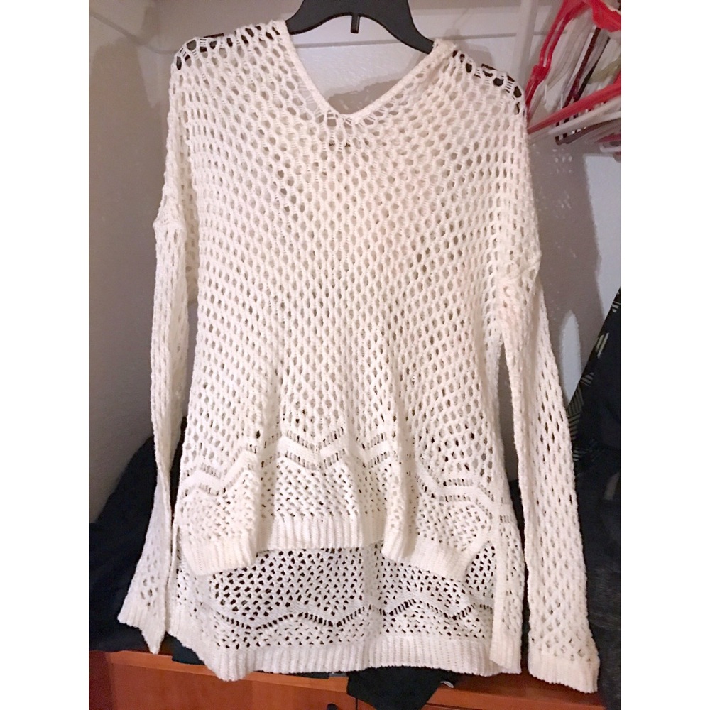 Abercrombie White Knit Sweater Top