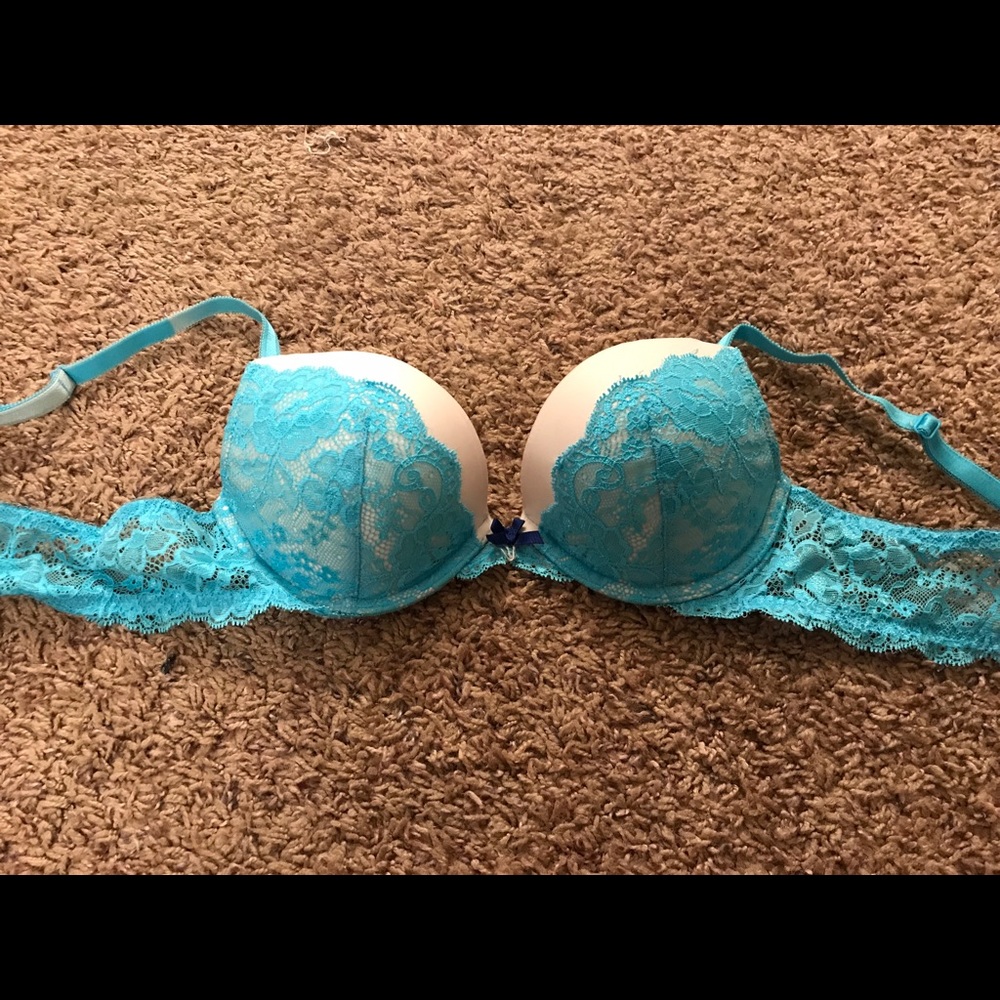 VS Bra