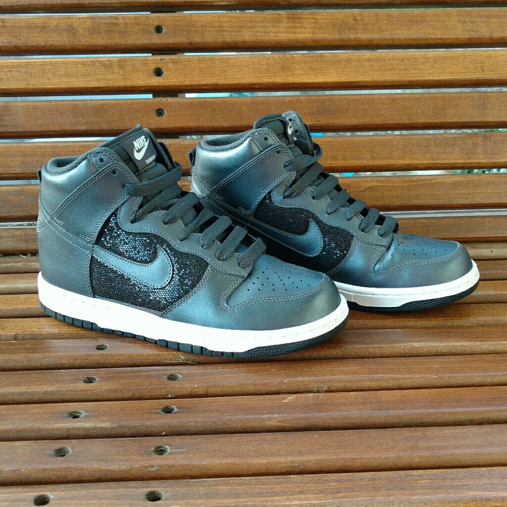 *Sold Elsewhere* Nike dunk high basketball shoe