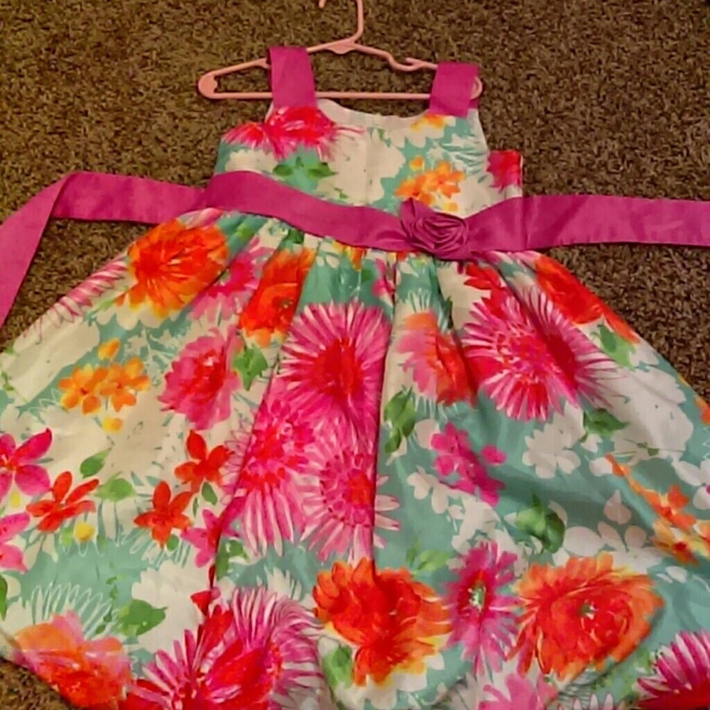 Beautiful spring dress open to offers. :)