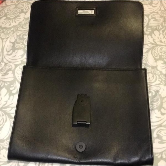 Opening Ceremony Nokki Hand Clasp Clutch - Picture 3 of 4