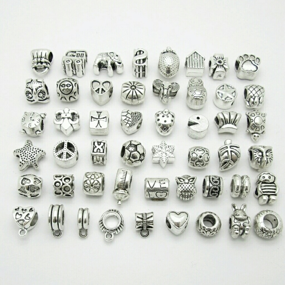 SOLD Silver Charms💎