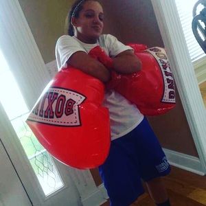 Meet your Posher, Neeley