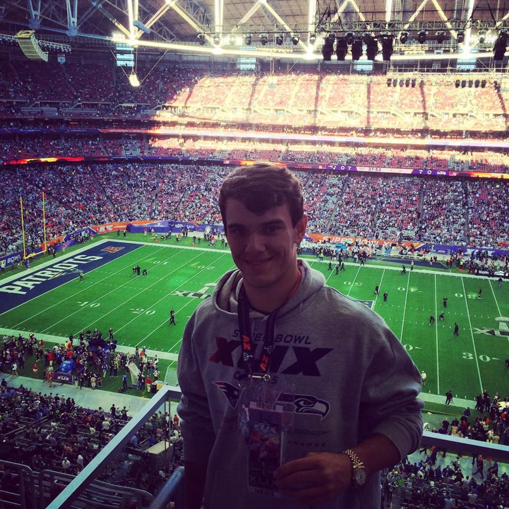 Meet your Posher, J.p.