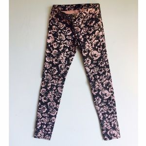 Flowered Jeans!