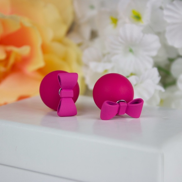 ‼️ LAST PAIR ‼️ Pink Bow Earrings - Picture 3 of 4