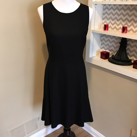 Theory dress - Picture 1 of 4