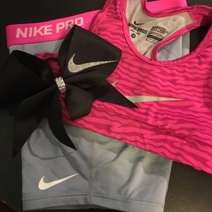 NIKE Y. LARGE SPANDEX & YMEDIUM SPORTS BRA W/A BOW