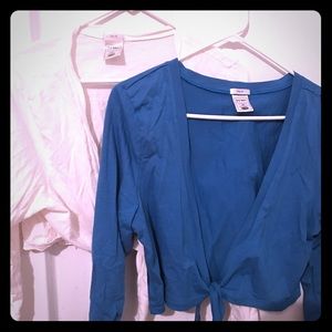 💕FINALPRICE!👗Two Old Navy Long Sleeve Tie Wraps!