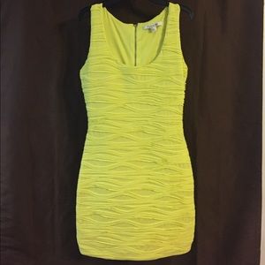 Fluorescent yellow form-fitting Forever 21 dress
