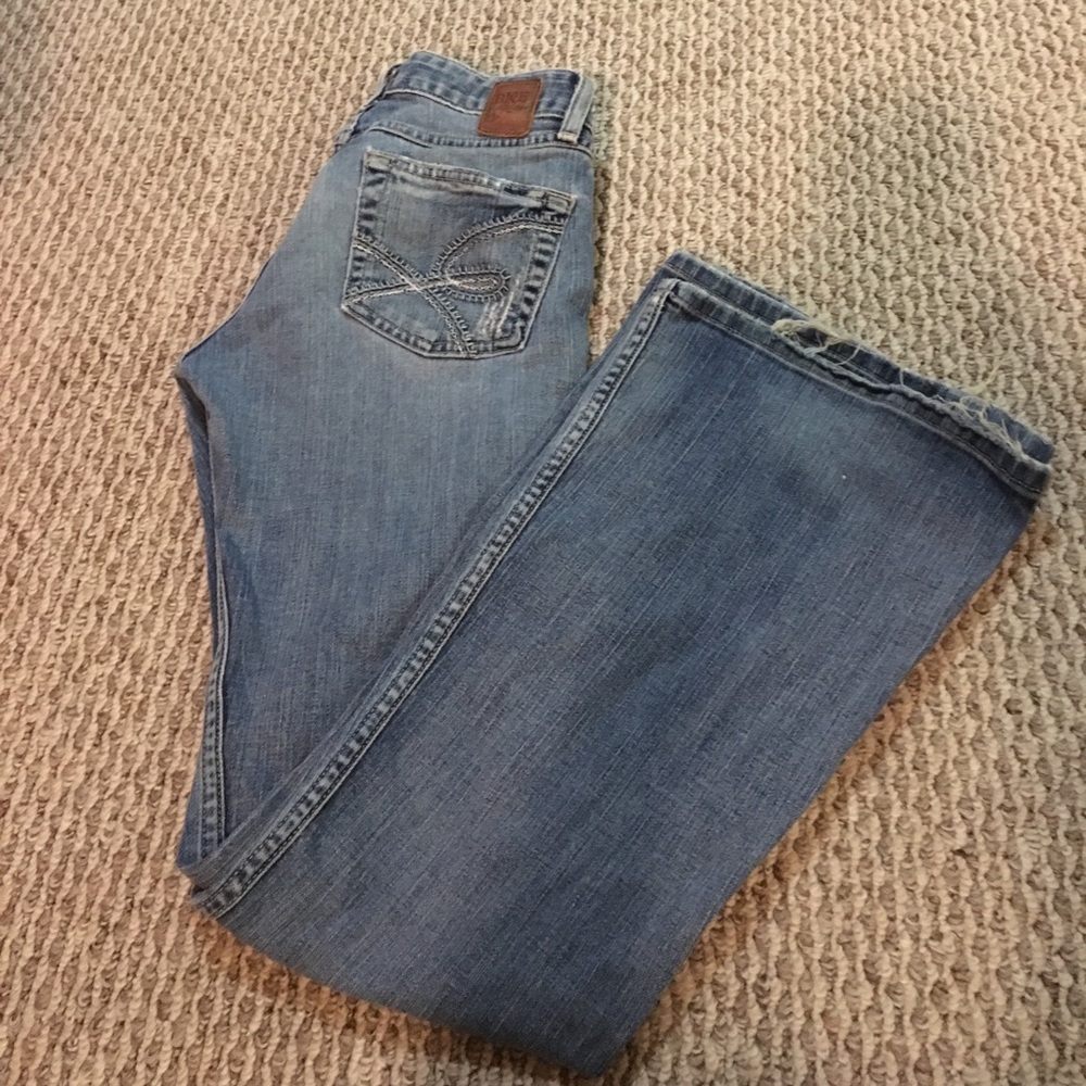 BKE blue jeans