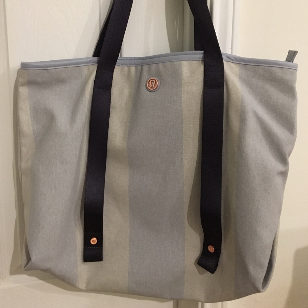 lululemon Summer Lovin' Large Tote Bag