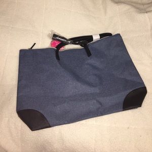 NWT overnight tote bag
