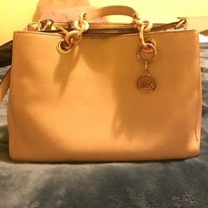 MK purse