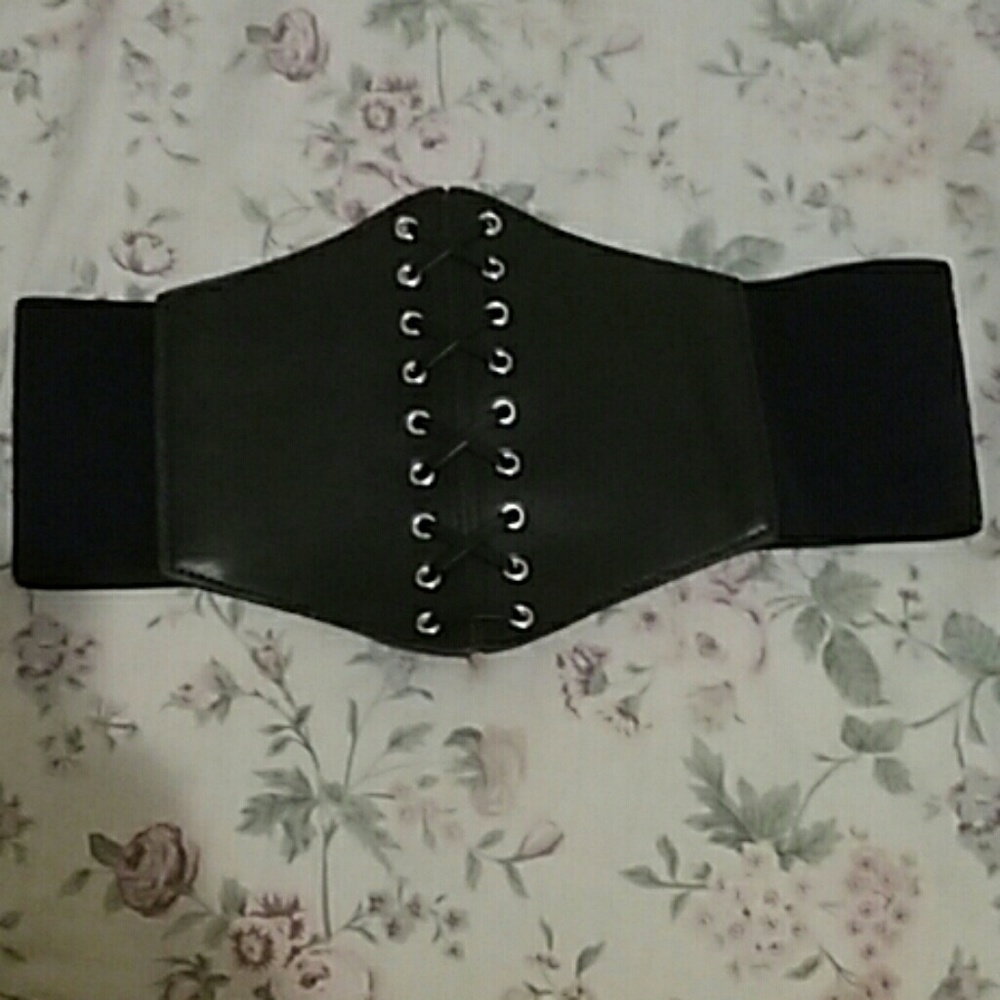 Kim kardashian inspired waist belt