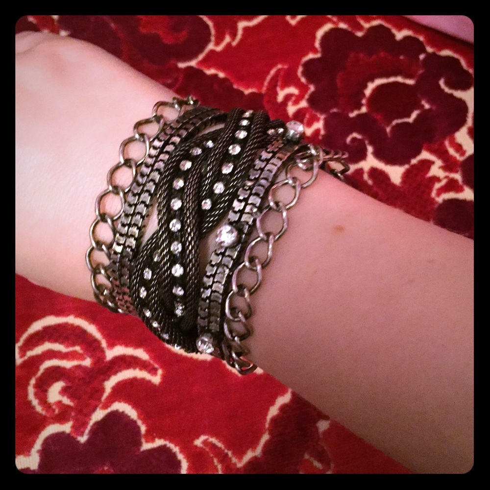 New York & Co metallic closure bracelet