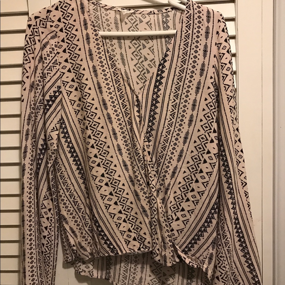 Boutique cross over blouse