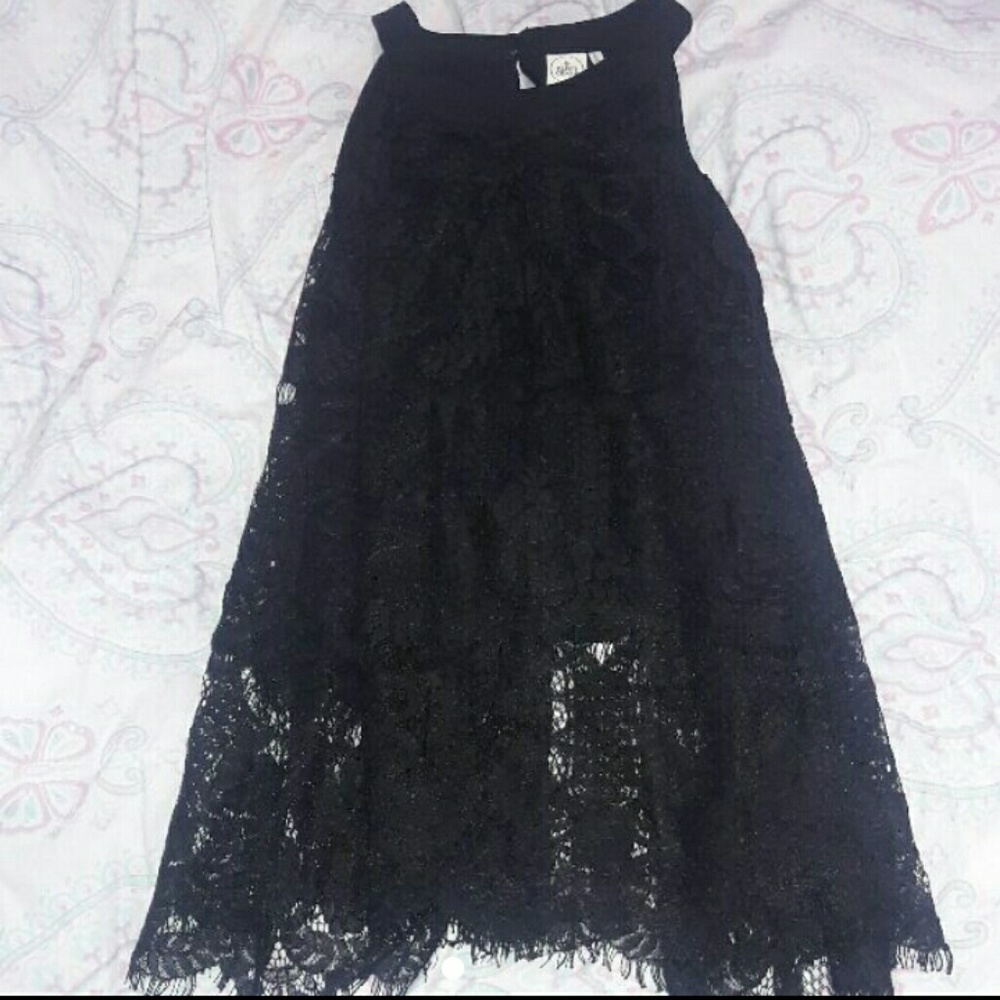 Black lace bib neck crop top/blouse