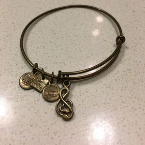 Alex & Ani music note