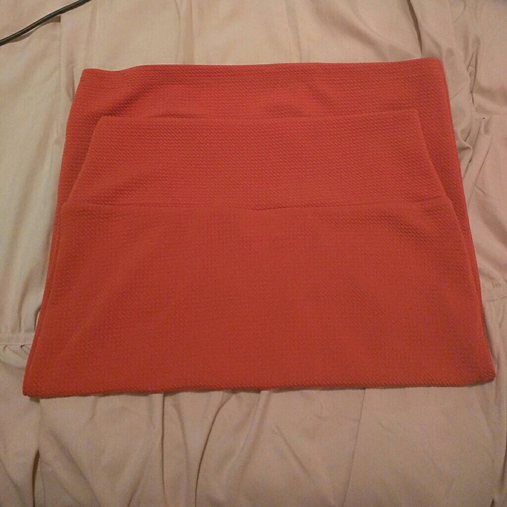 NWOT Orange Cassie