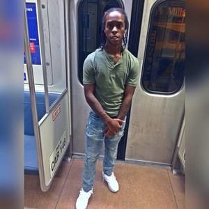 Meet your Posher, Naeem