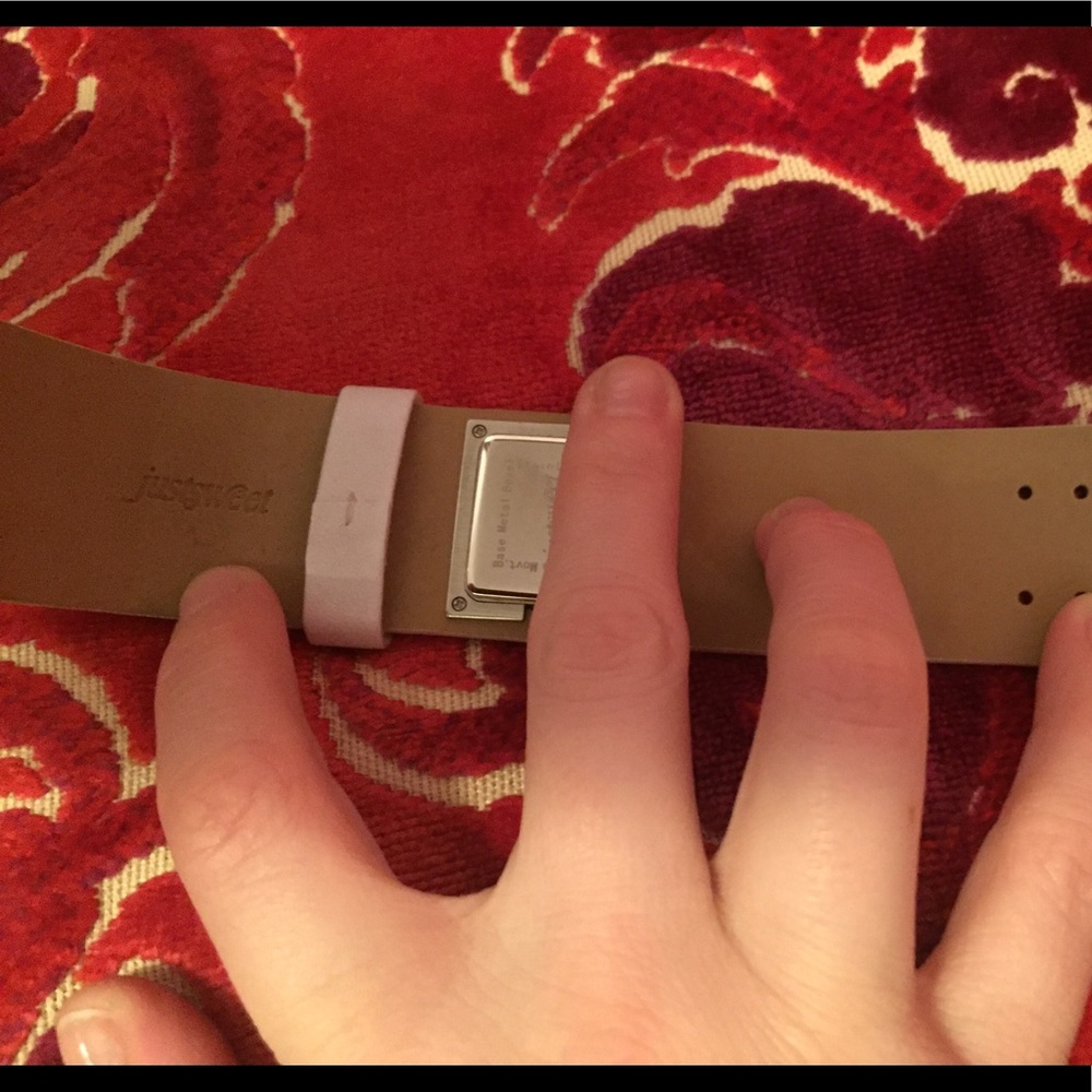 Just Sweet white wristwatch - Picture 2 of 6
